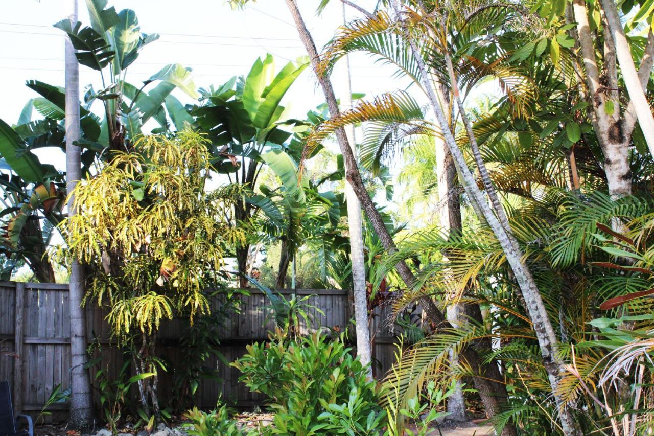 Coral Beach Lodge Port Douglas Exterior foto